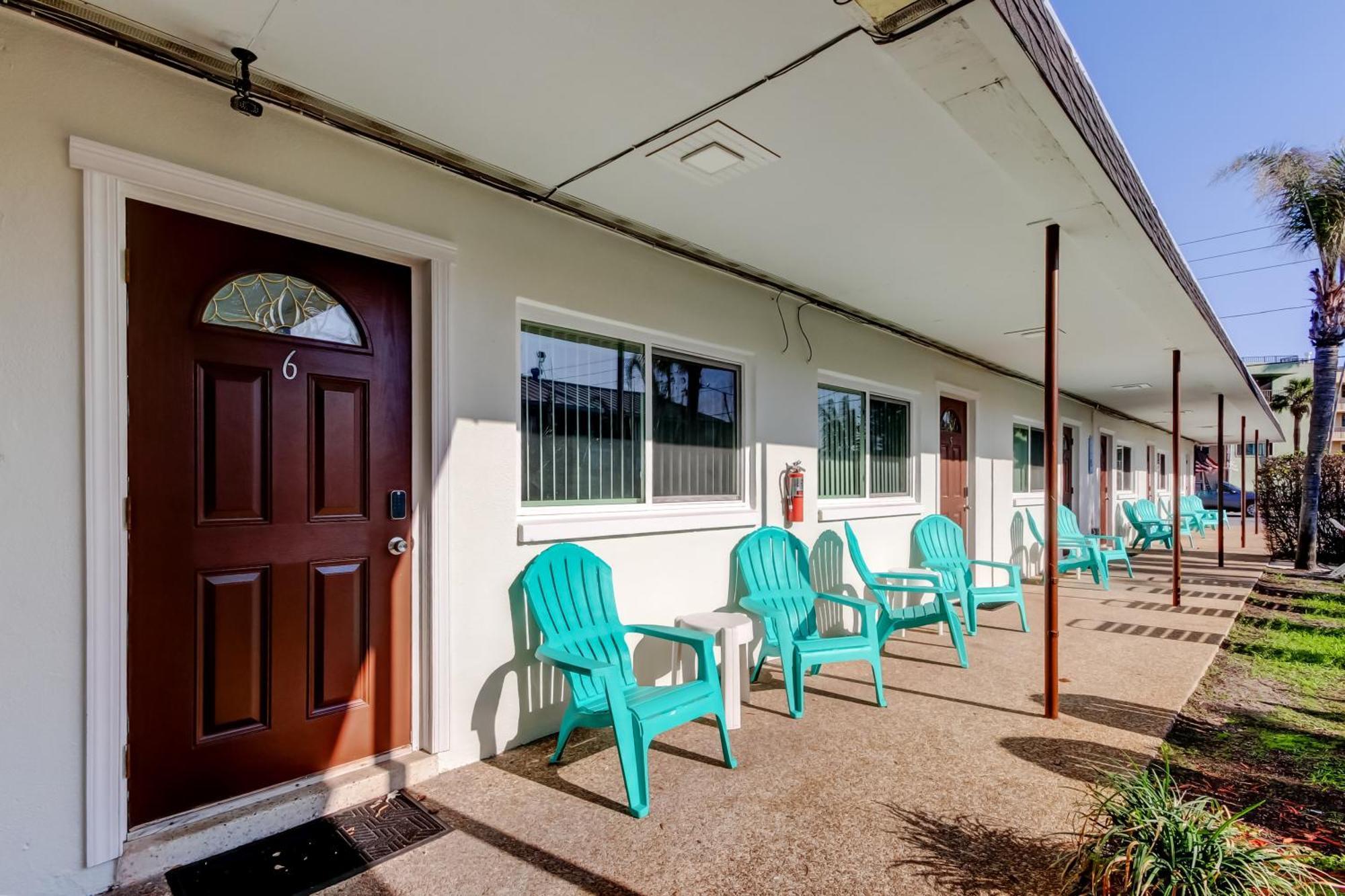 Carousel Suites -Redington Shores Buitenkant foto