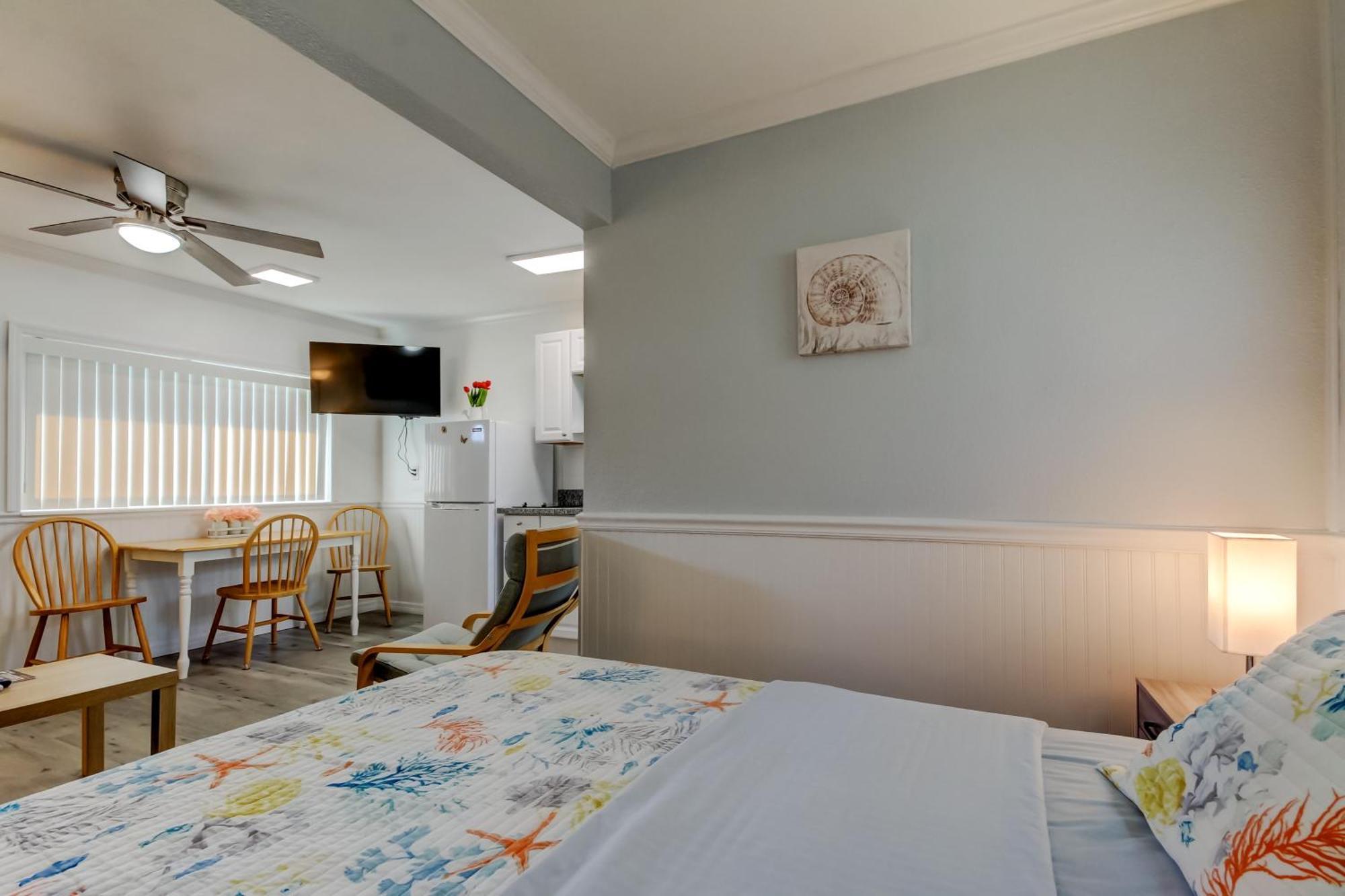 Carousel Suites -Redington Shores Buitenkant foto