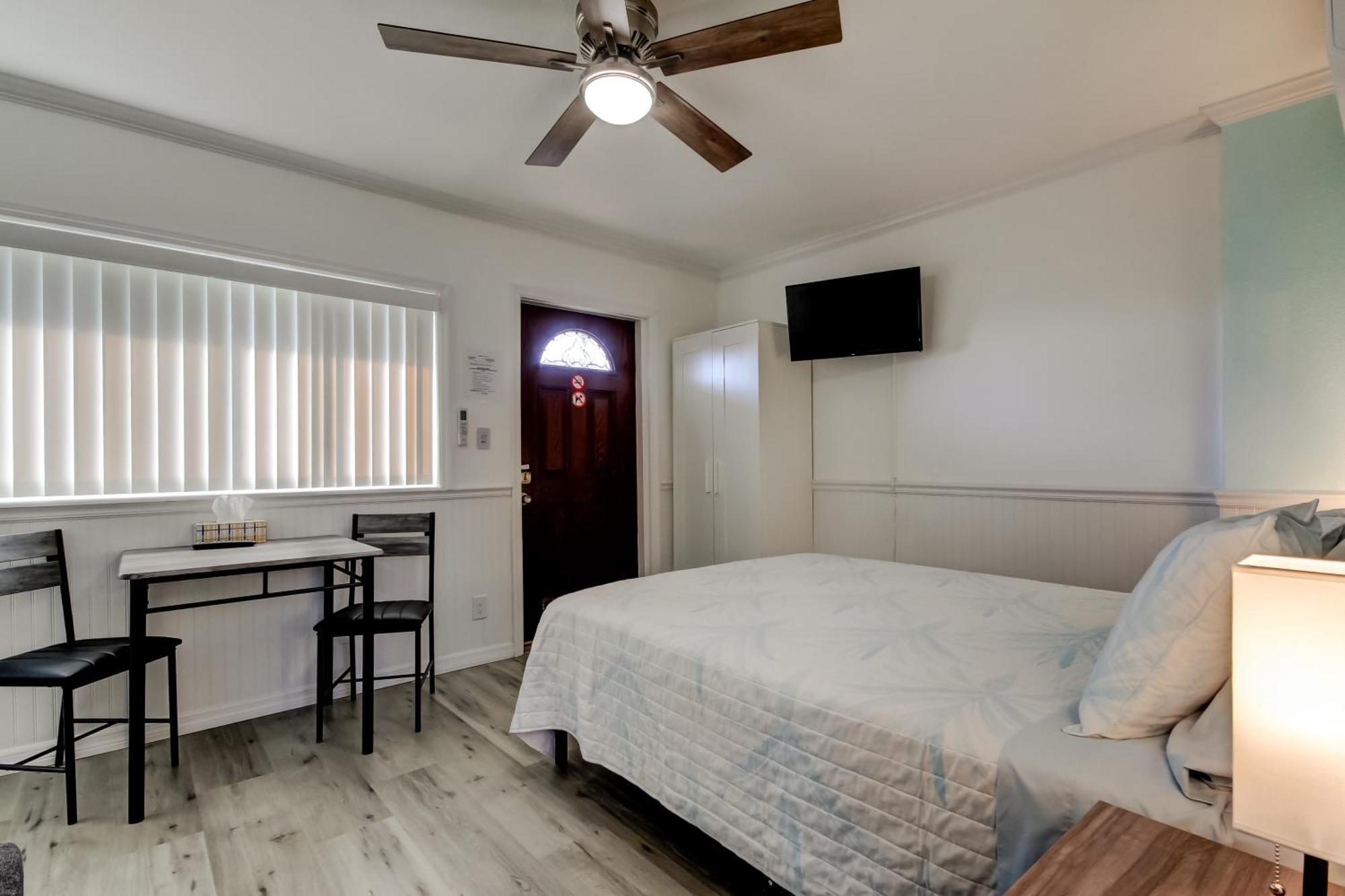 Carousel Suites -Redington Shores Buitenkant foto